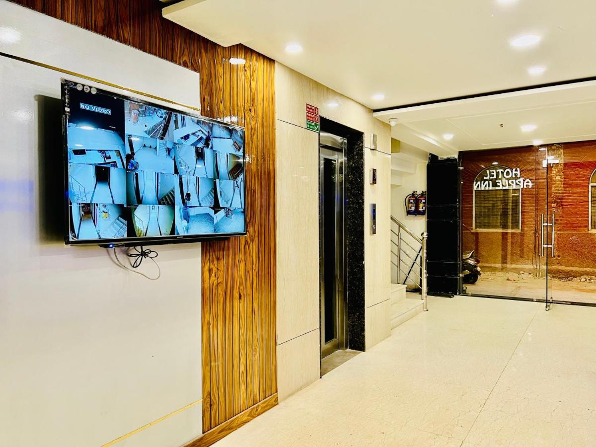 Hotel Apple Inn & Suites, New Delhi Exterior photo