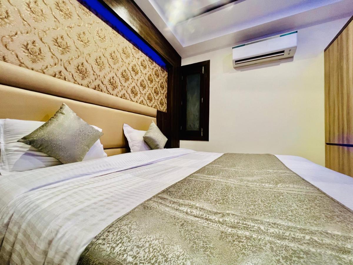 Hotel Apple Inn & Suites, New Delhi Exterior photo